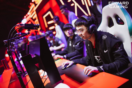 电竞世界杯奖金创纪录DOTA2赛事将于前两周举行